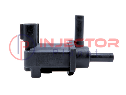 DENSO 136200-2911 / Toyota 90910-12262