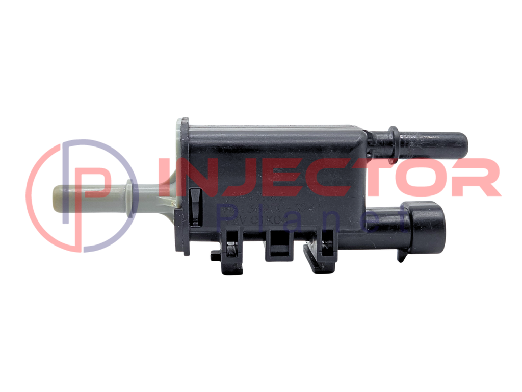 DENSO 136200-3241 / General Motors 12597567